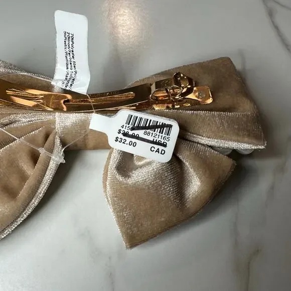 Anthropologie Pearl-Embellished Velvet Hair Bows Barrett Clip NWT Cream Preppy - Picture 4 of 5
